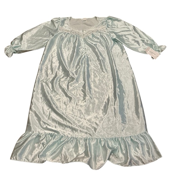 Fundamentals Other - Vintage fundamentals baby blue sarin long sleeve nightgown with lace and ruffled